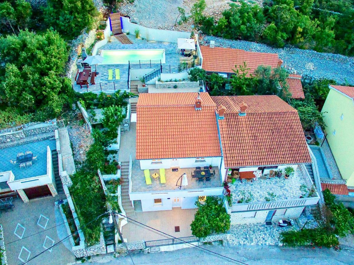 Villa Bura à Vrbnik Extérieur photo